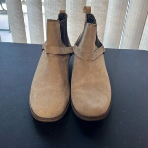 TEVA Women's De La Vina Dos Chelsea Tan Ankle Shoe Size 7.5